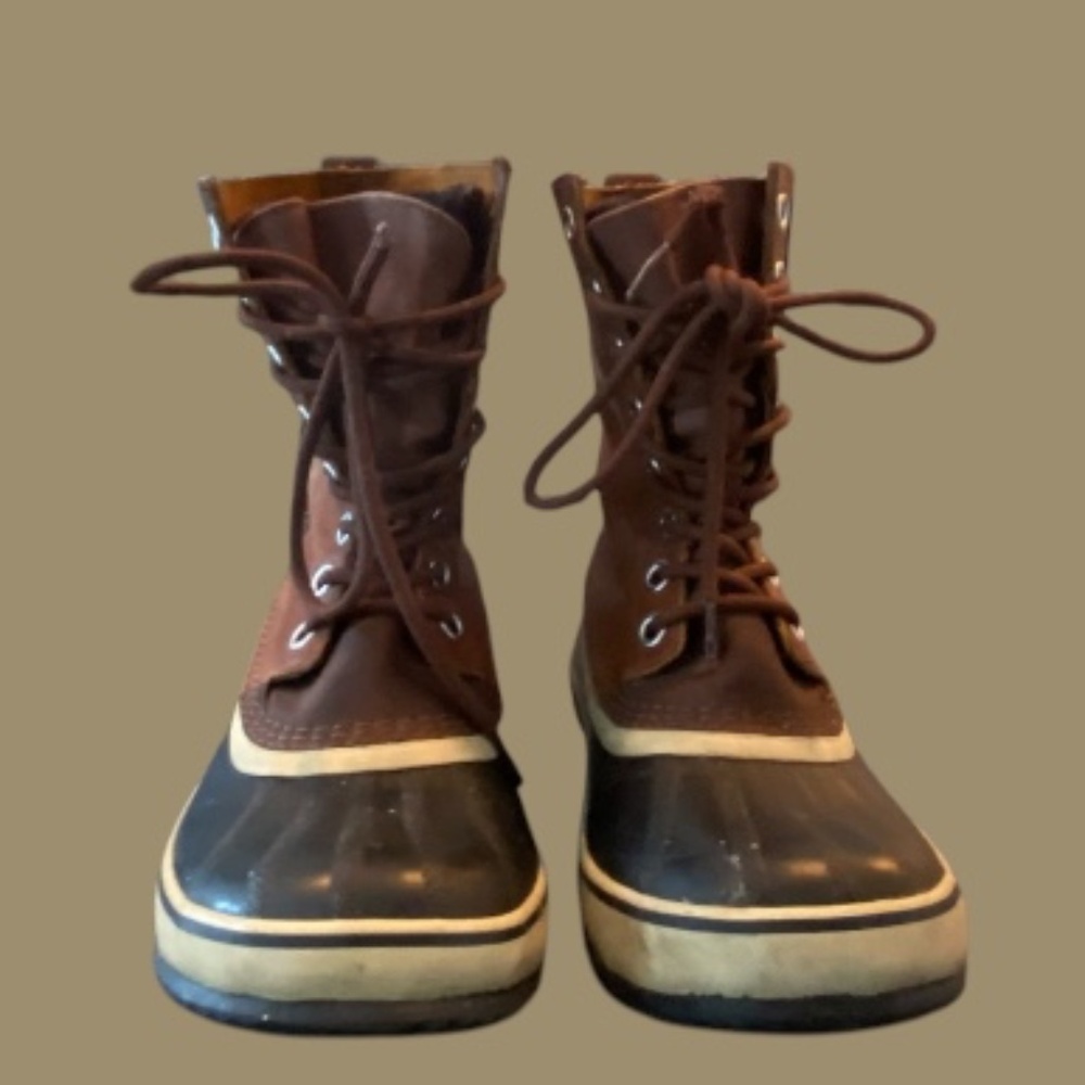 Sorel Women's Leather DuckBoot with Insulated Lining